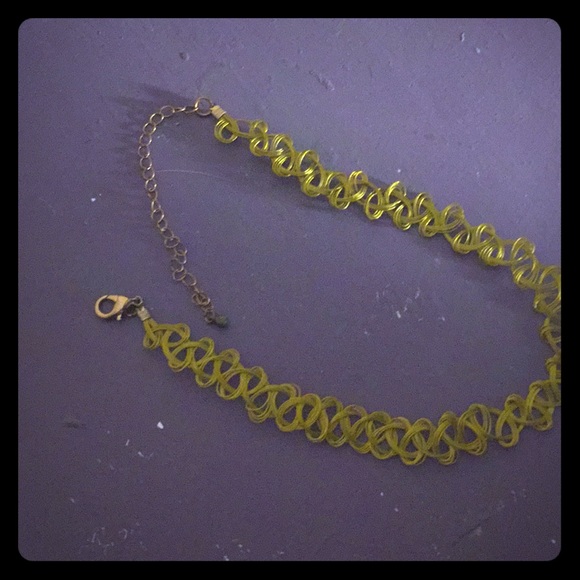 Choker - Picture 1 of 1